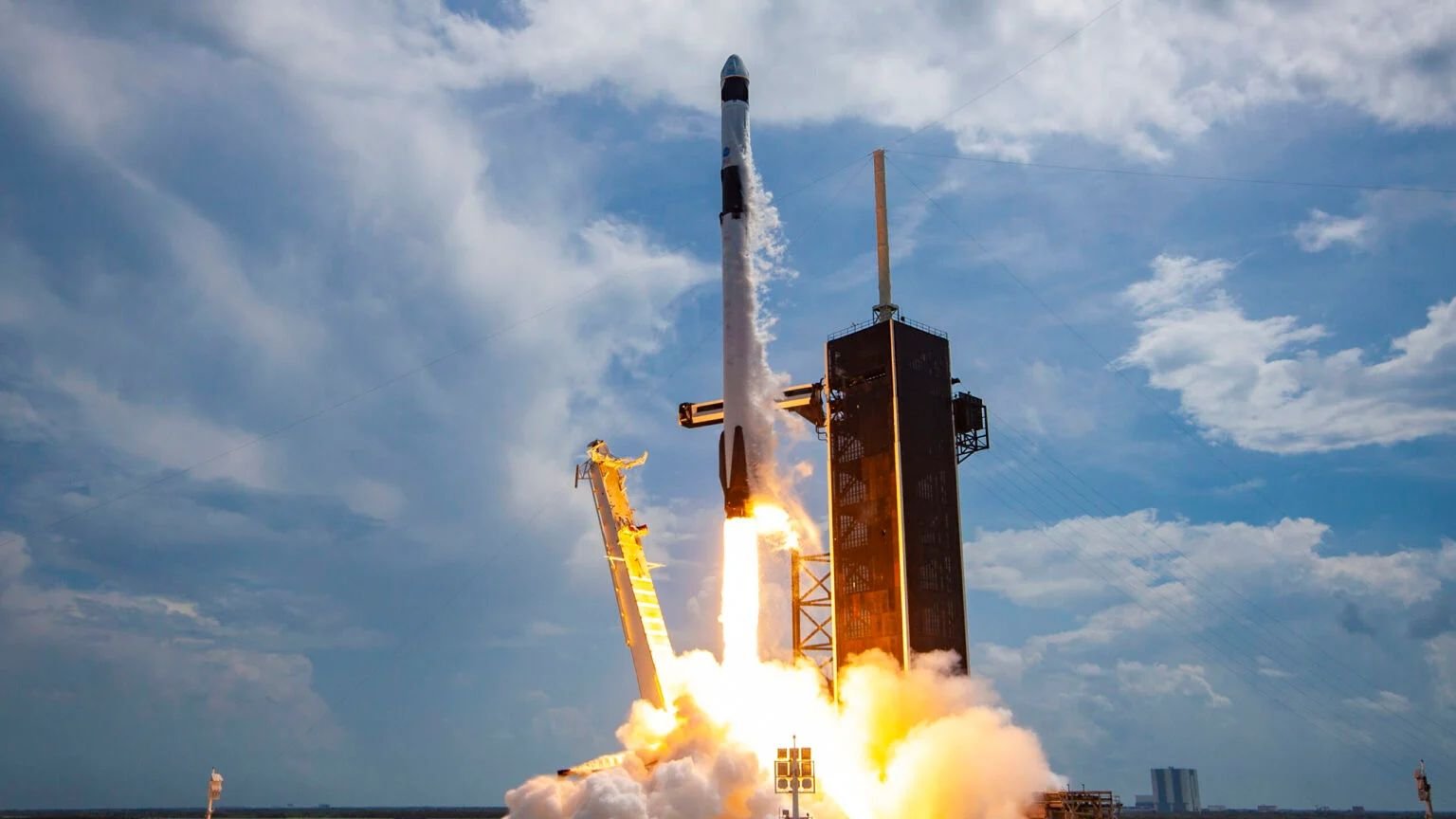 A SpaceX Falcon 9 rocket carrying the company’s Crew Dragon spacecraft launches on the Demo-2 mission to the International Space Station at Launch Complex 39A May 30, 2020, at the Kennedy Space Center, Florida. (SpaceX via Getty Images)