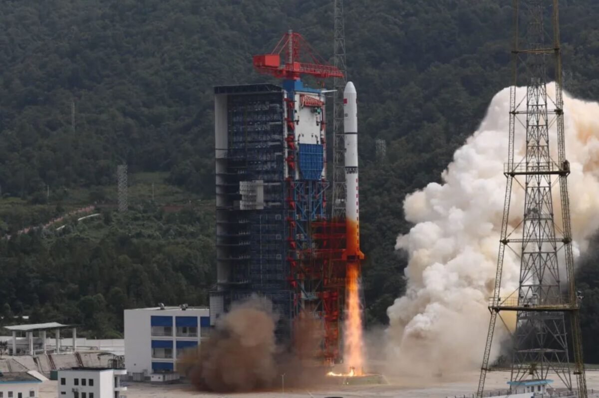 A Long March 2D rocket lifts off from Xichang spaceport Sept. 17, 2023, carrying a second group of Yaogan-39 triplets. Credit: Ourspace